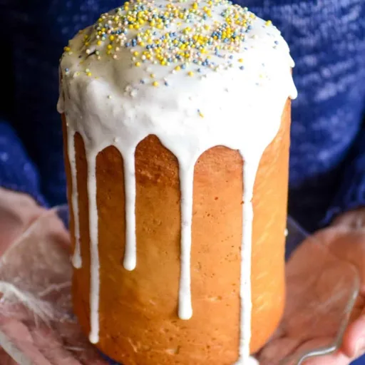 Paska (Ukrainian Easter Bread)