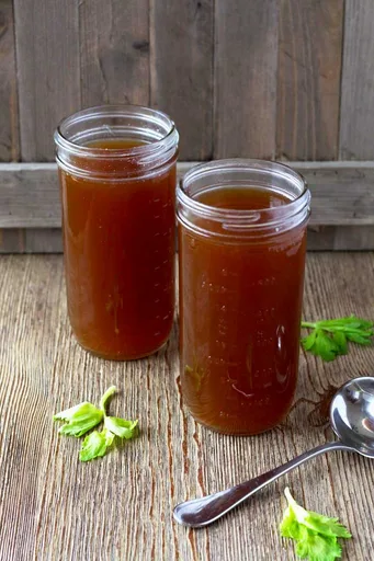 Slow Cooker Beef Bone Broth