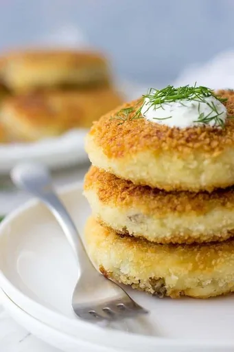 Pasteles de patata rellenos de setas (Zrazy)
