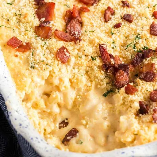 Macarrones con queso a la carbonara