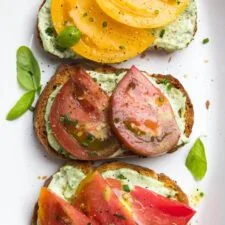 Heirloom Tomato Sandwich