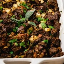 Pumpernickel, Apple, and Sausage Stuffing