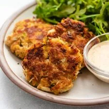Easy Homemade Crab Cakes with Mustard Aioli