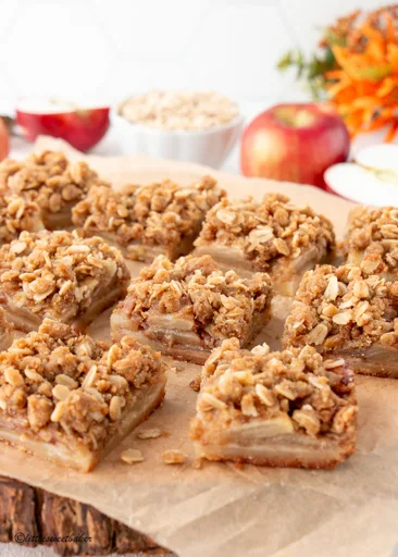 Apple Crisp Bars
