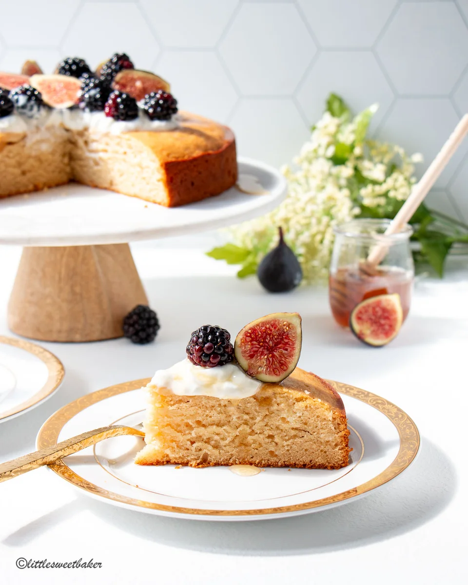 Simple Honey Cake