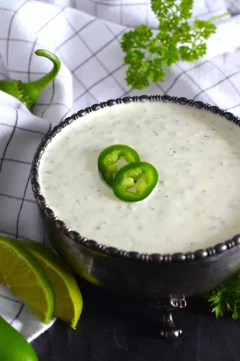 Mayonesa de jalapeño en licuadora