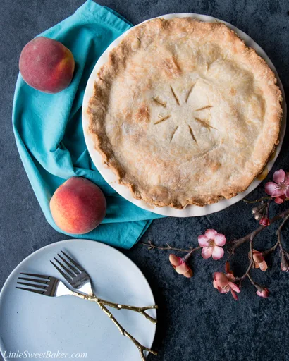 Homemade Peach Pie (video)