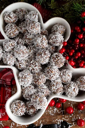 Traditional Newfoundland Snowballs