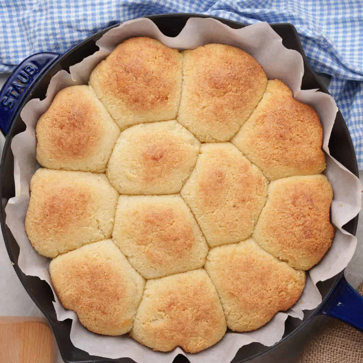Keto Dinner Rolls