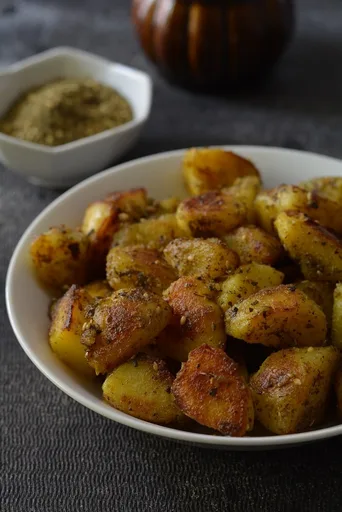Zaatar roasted potatoes