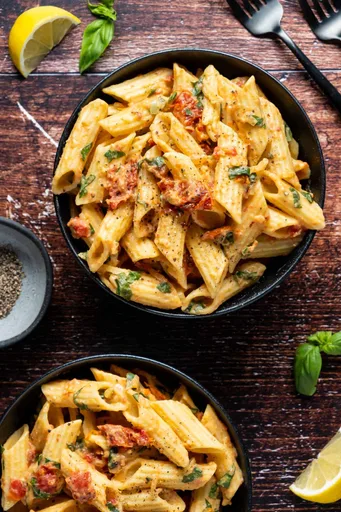 Pasta con hummus