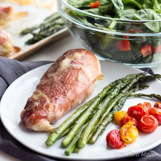 Pollo envuelto en jamón serrano a la bandeja