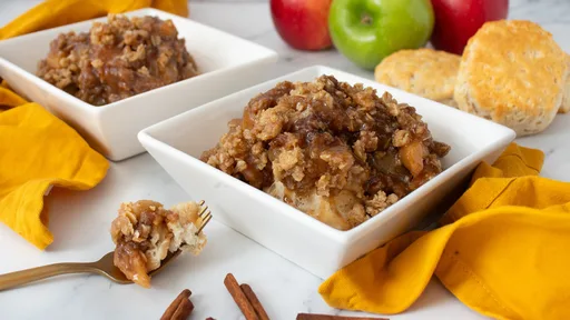 Copycat Bojangles Salted Caramel Apple Crisp Recipe