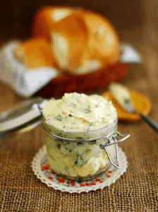 Homemade Garlic Herb Butter