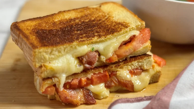 Copycat Panera's 'Grown-Up' Grilled Cheese Recipe