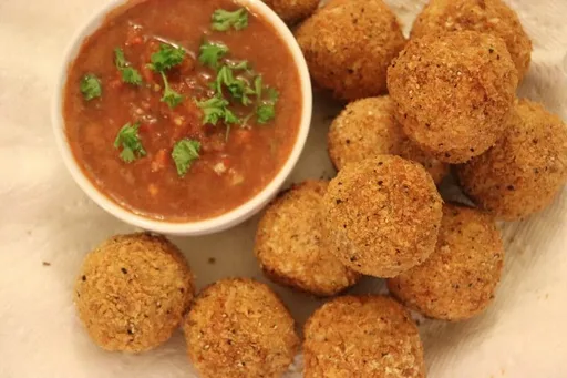 Yele Kakro (Ghanaian Yam Balls)