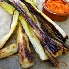 Meatless Monday - Spring Onions with Romesco Sauce