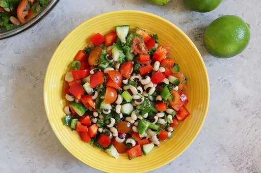 Saladu Nebbe (Senegalese Black-Eyed Peas Salad)