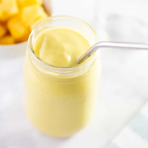 Batido Fácil de Mango y Aguacate
