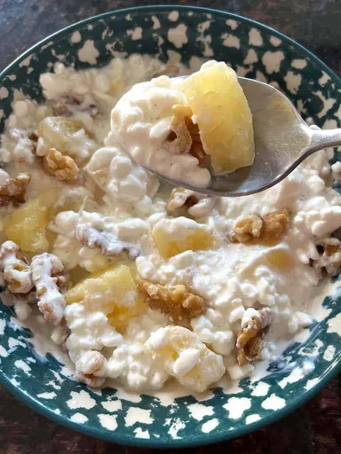 Queso cottage con piña