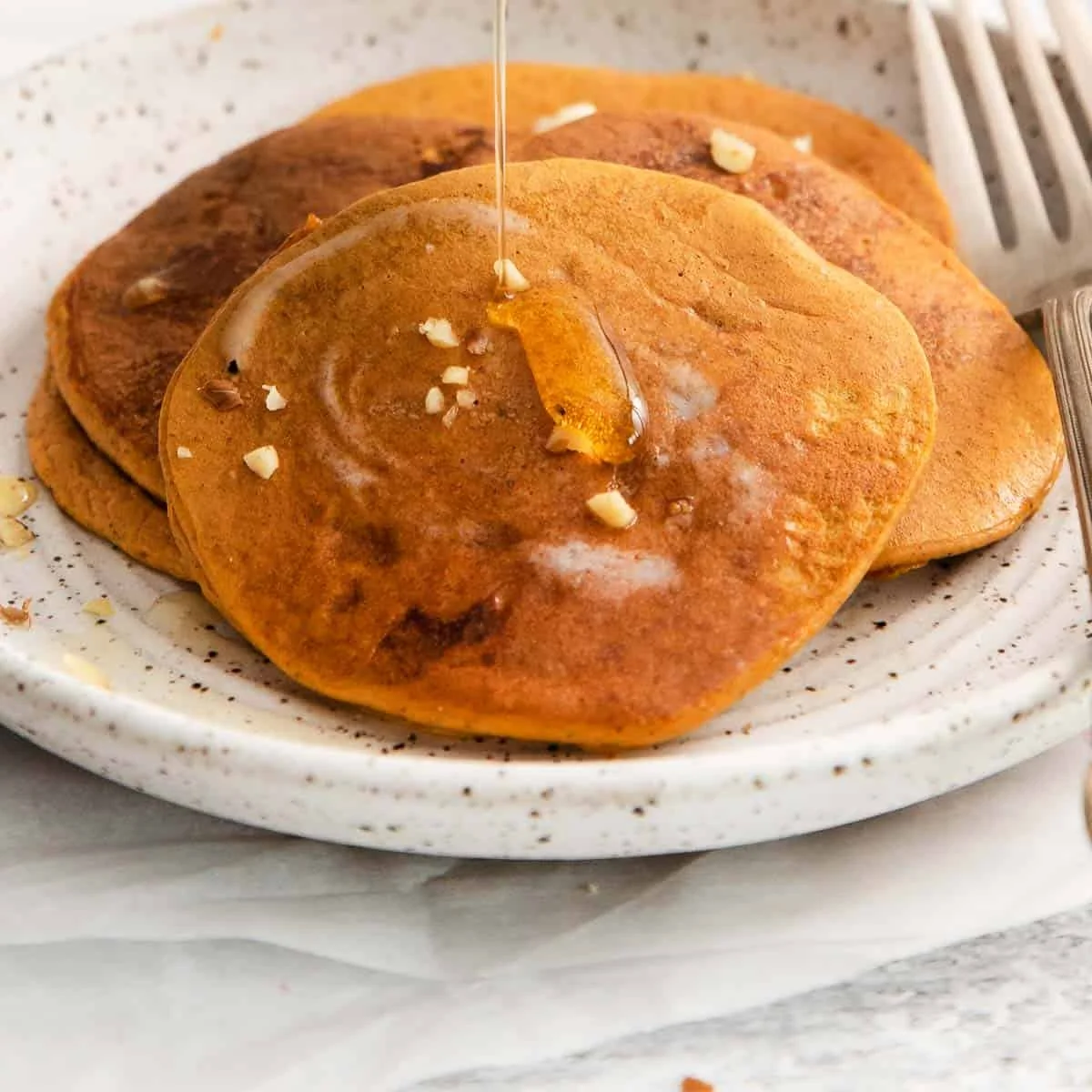 Panquecas proteicas de abóbora (25 g por porção!)