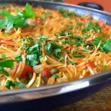 Fideuá vegana - Paella de fideos española