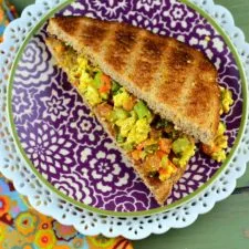 Ensalada de pollo vegana