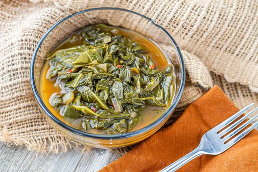 Verduras de hoja verde sureñas vegetarianas