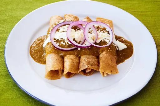 Chicken Enchiladas with Salsa Verde Recipe