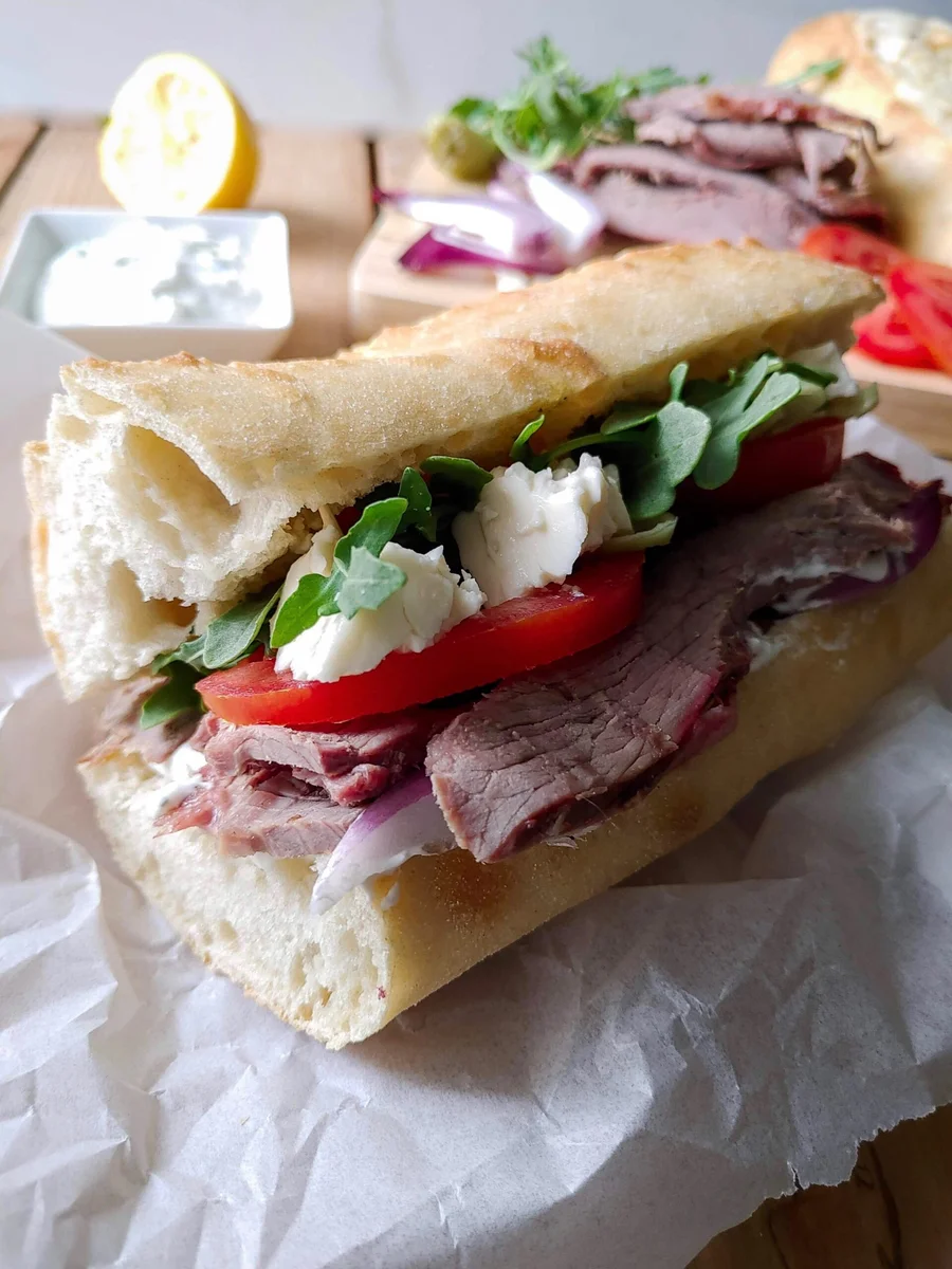 Lamb sandwich