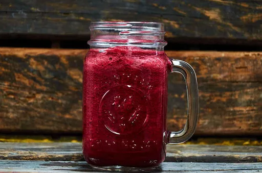 Receta de batido de manzana, remolacha y zanahoria