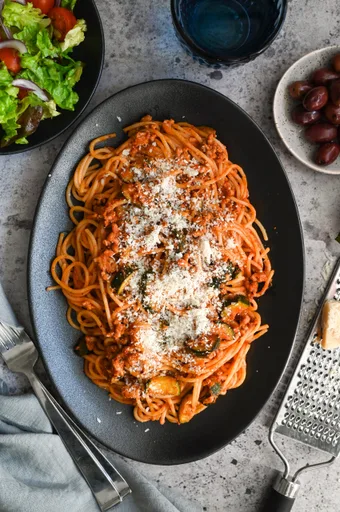 Quick Pork Ragu with zucchini and Parmesan cheese