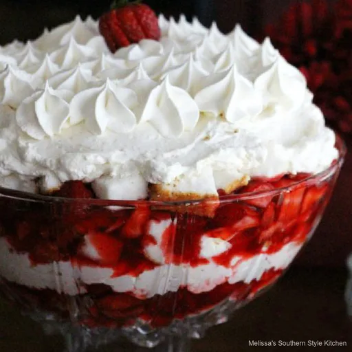 Trifle de tarta de queso y fresa