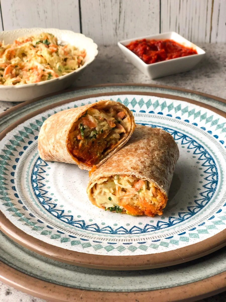 Red lentil and bulgur wraps with a tahini slaw