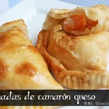 Empanadas de camarón queso
