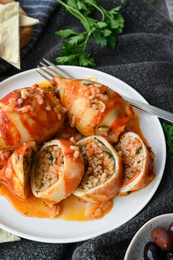 Calamares rellenos a la griega