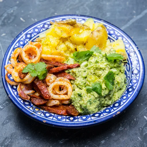 Sommerlicher Surf-and-Turf-Salat