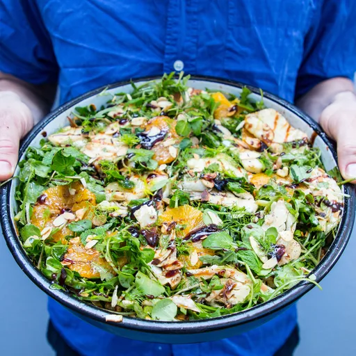 Ensalada de Queso Halloumi y Naranja