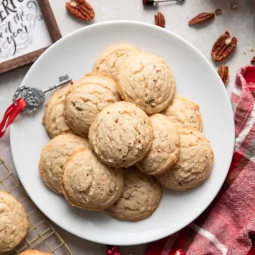 The Best Pecan Sandies Cookies
