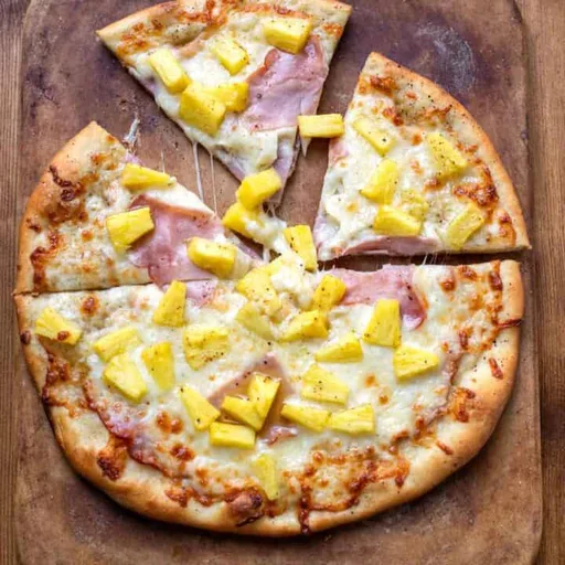 Hawaiian Pizza With Olive Oil Base