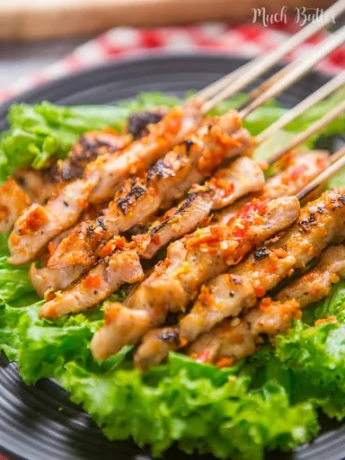 Brochetas de pollo picantes estilo Taichan