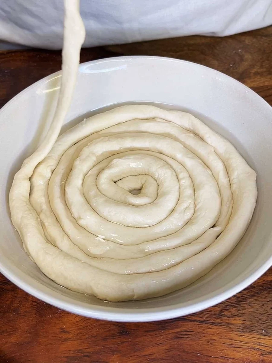 Longevity noodles (Long life noodles - ONE long noodle)