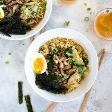 Receta fácil de ramen vegetariano (30 minutos)