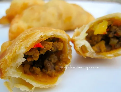 Receta de Empanaditas de Carne (Pequeños Pastelitos de Carne)