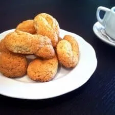 Easy Greek Orange Cookies Recipe