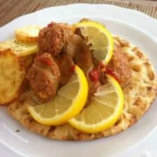 Receta de tigania (cerdo frito a la sartén griego)