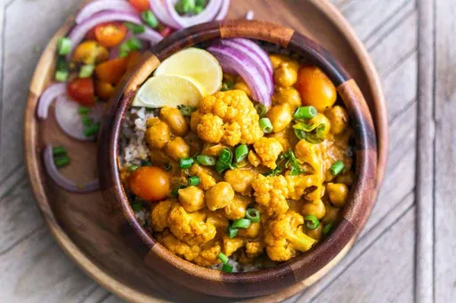 Cauliflower Chickpea Coconut Curry
