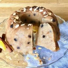 Greek Halva recipe (Semolina Pudding with Raisins)