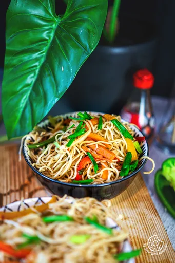 Fideos Hakka de verduras
