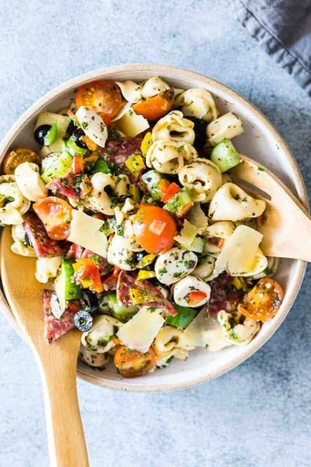 Italian Antipasto Tortellini Pasta Salad